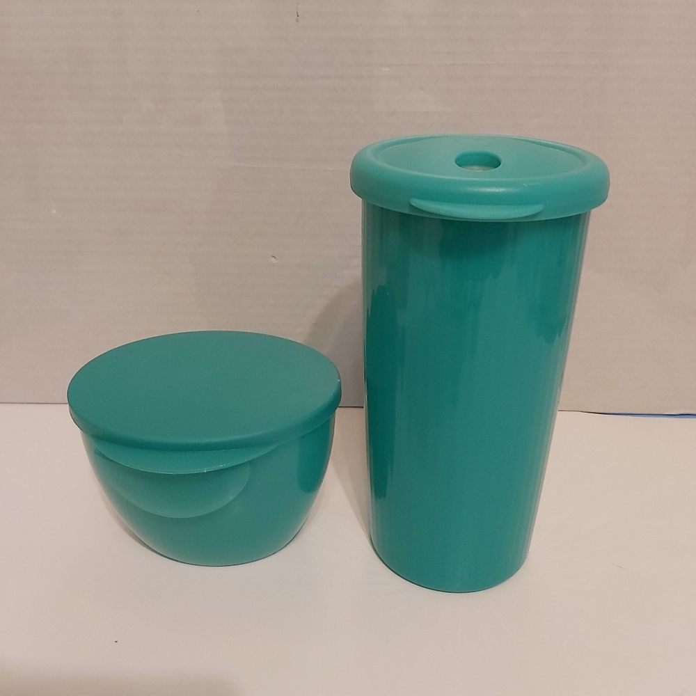 2 article tupperware